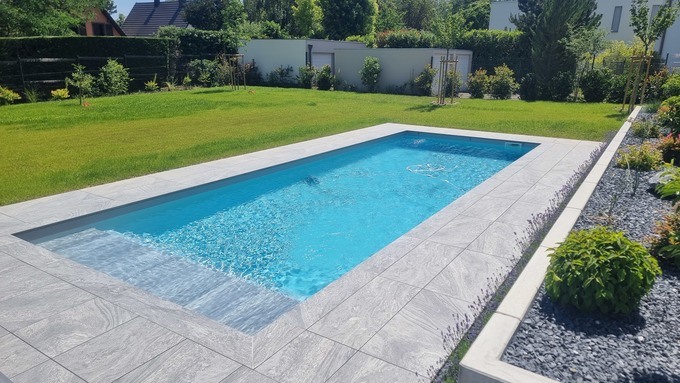 Les piscines en polystyrène ou les piscines en béton armé : laquelle choisir ?